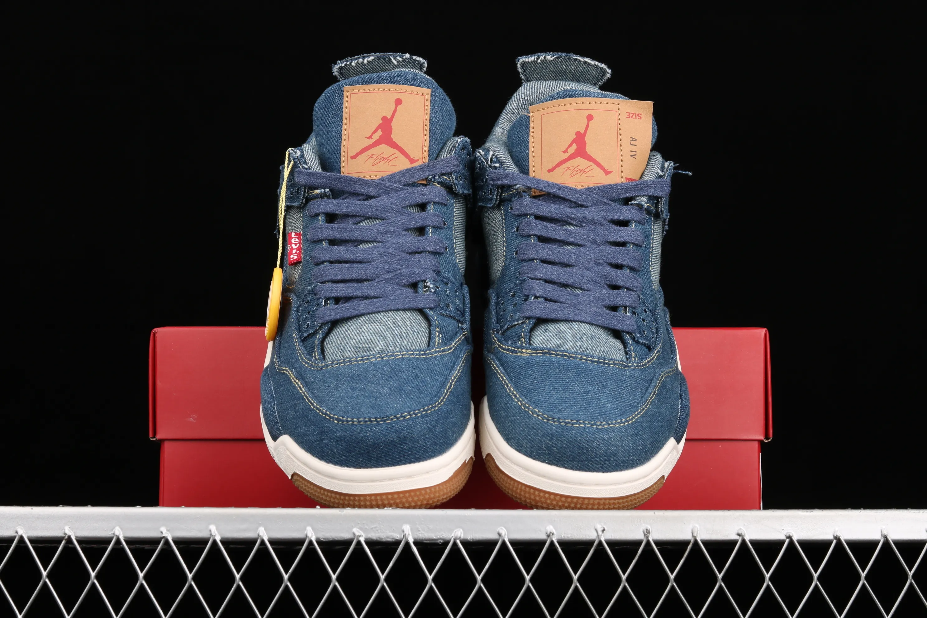 All categories Air Jordan Jordan series basketball shoes Air Jordan 4 G version Levi’s x Air Jordan 4 Denim AJ4 Joe 4 Levis joint denim blue AO2571-401